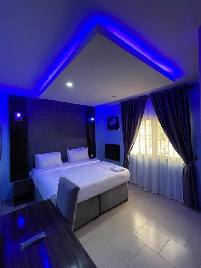 Alluring View Hotel - Allen Avenue ลากอส ภายนอก รูปภาพ