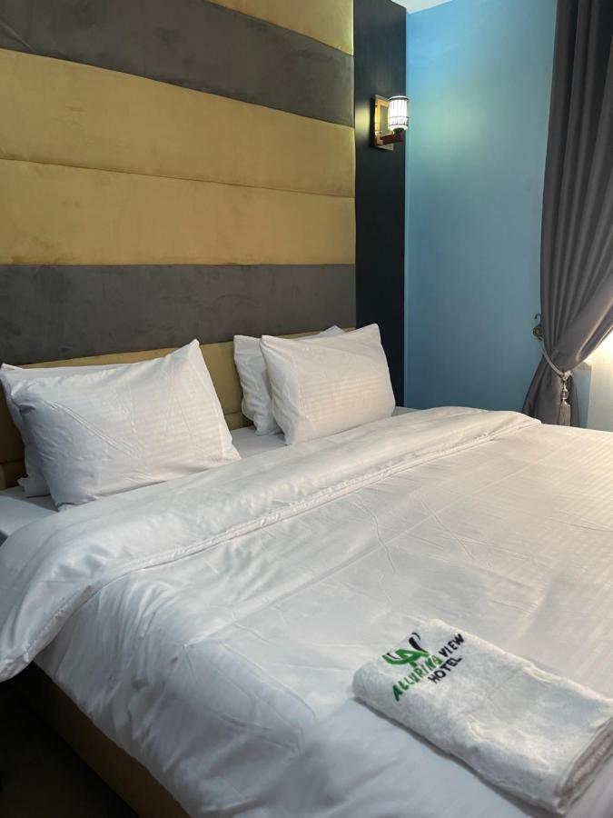 Alluring View Hotel - Allen Avenue ลากอส ภายนอก รูปภาพ